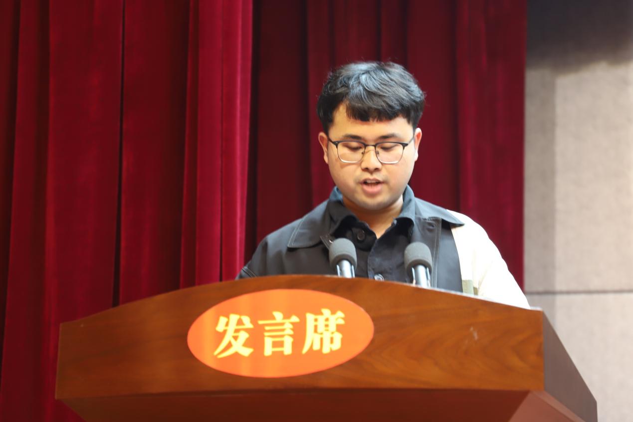 2ce53f261f3d4884a61717c682e148c4 2ce53f261f3d4884a61717c682e148c4.Jpeg