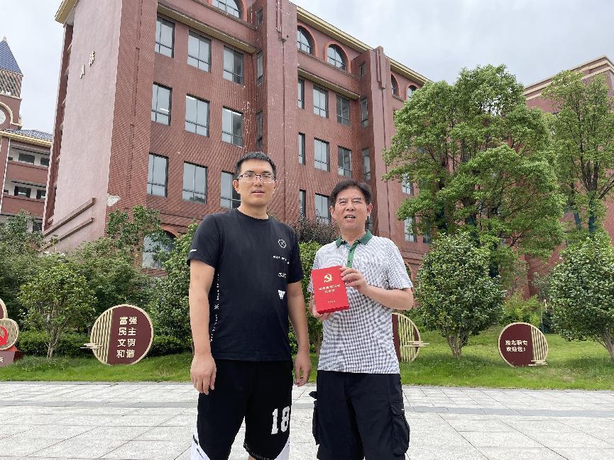 f63c46c2b81f47f597a7fa345961b71a f63c46c2b81f47f597a7fa345961b71a.Jpeg