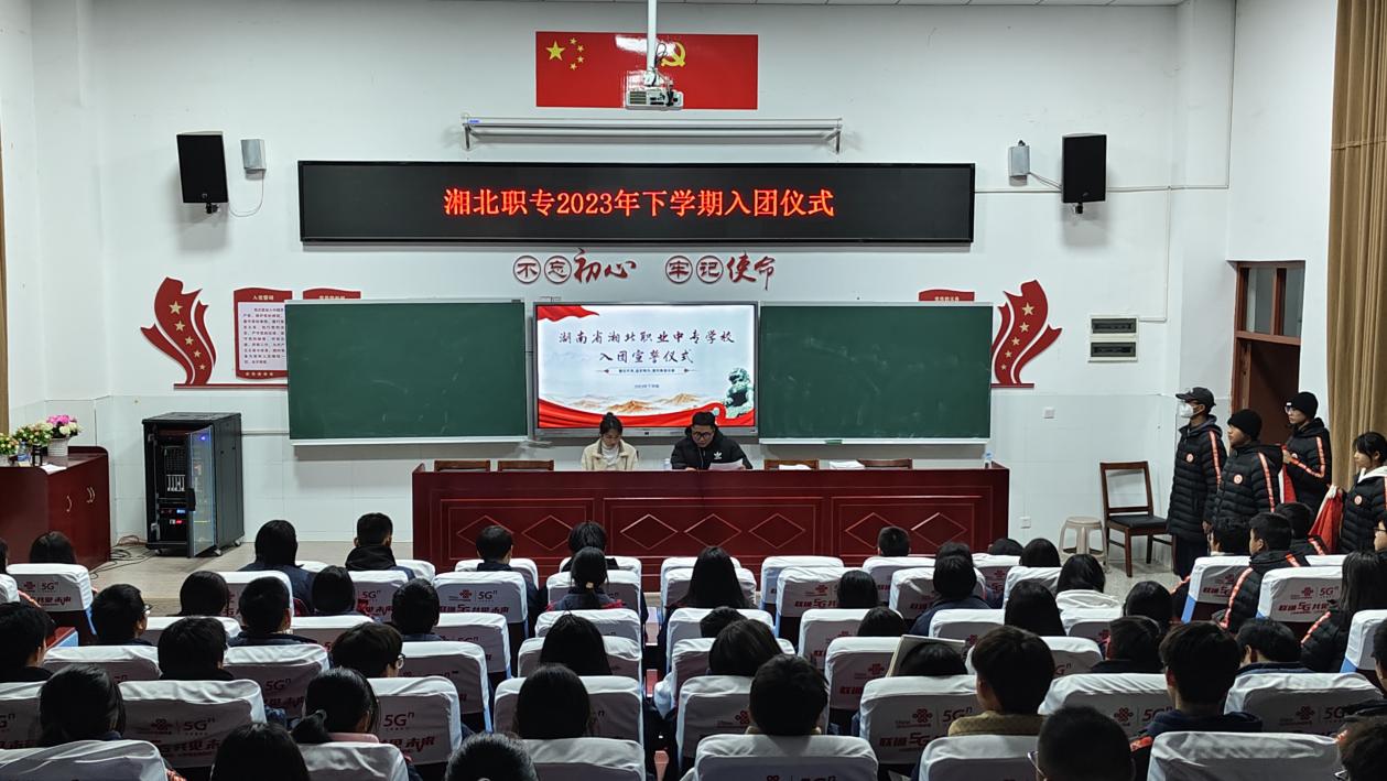 012de900dd1d4efda7a3eaedba1522db 012de900dd1d4efda7a3eaedba1522db.Jpeg