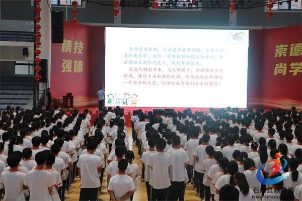 e2d4a60bb5ba4e92ac1c82c9a86cb5d0 Öйú¡¤BB±´²©°¬¸¥É(¹É·Ý)ÓÐÏÞ¹«Ë¾-¹Ù·½ÍøÕ¾