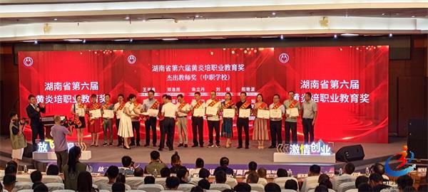 ca5ee8d3d5e647dfa5fae299d2624547.jpg ca5ee8d3d5e647dfa5fae299d2624547.jpg