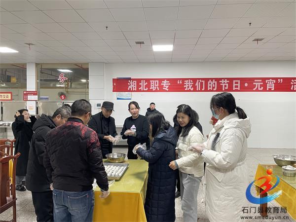 719cbdd90c2f4cc2aed44ba827637f7e.jpg 719cbdd90c2f4cc2aed44ba827637f7e.jpg