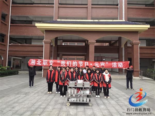 f43bff57969647f8ba2d640851944ca8.jpg f43bff57969647f8ba2d640851944ca8.jpg